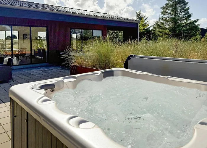 펜션 Lovely In With Sauna Oksbøl